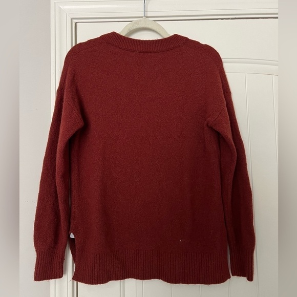 Madewell Bartlett V-Neck Pullover Sweater in Coziest Yarn - Picture 5 of 8